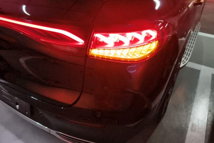 Used Mercedes-Benz EQE SUV 2023 350 4MATIC Pioneer Edition
