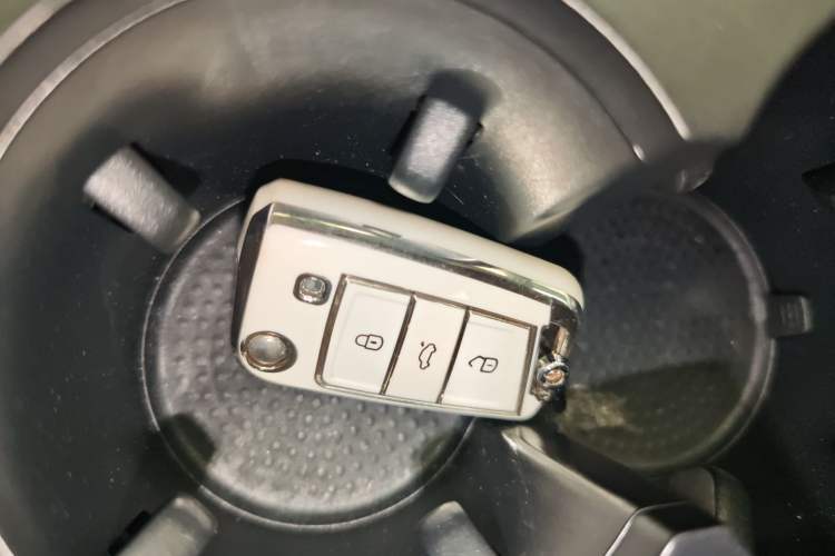 Used Volkswagen Tayron 2020 330TSI Two-Wheel Drive Luxury Smart Connectivity Version
