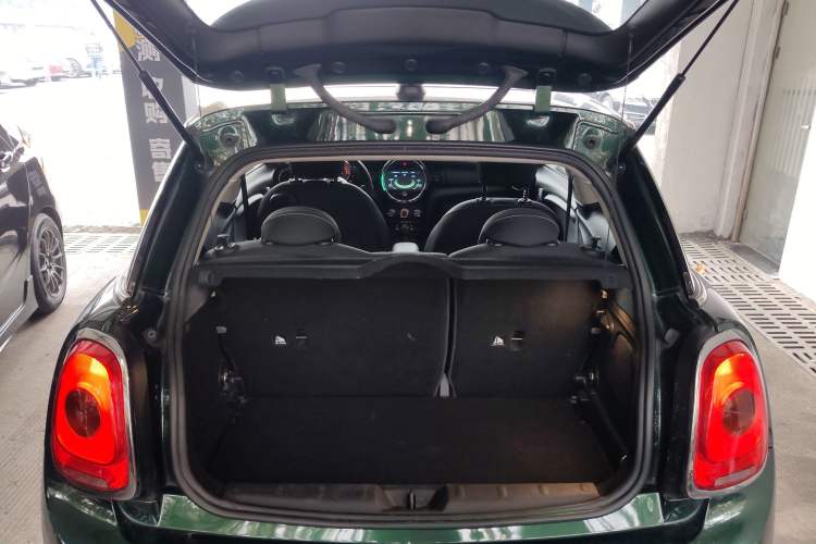 Used  MINI 2016 1.2T ONE Pioneer Edition
