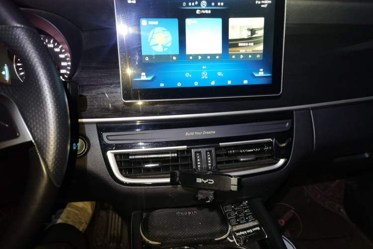 Used BYD Song MAX 2019 1.5T Automatic Smart Connect Ruiyi Sunroof Model 7 Seats China V Emission Standard
