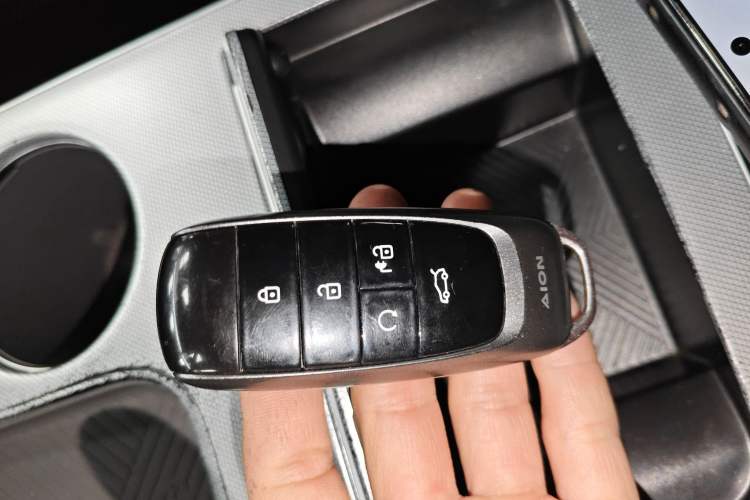 Used AION Y 2022 Plus 70 Smart Edition