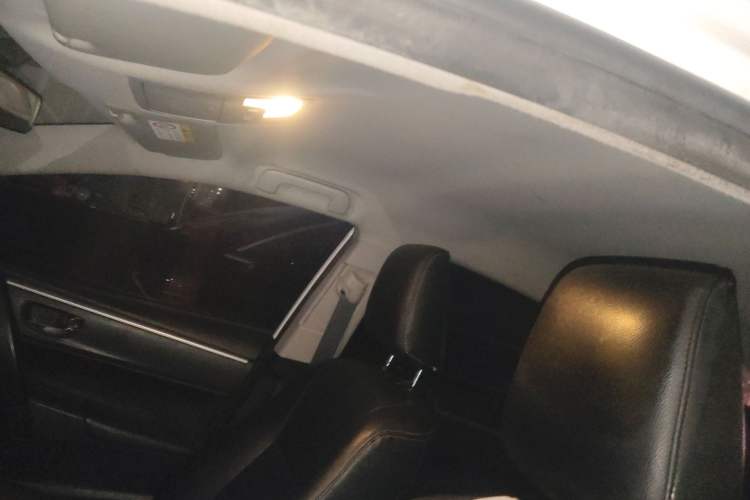 Used Toyota Corolla 2017 Revised Version 1.2T S-CVT GL