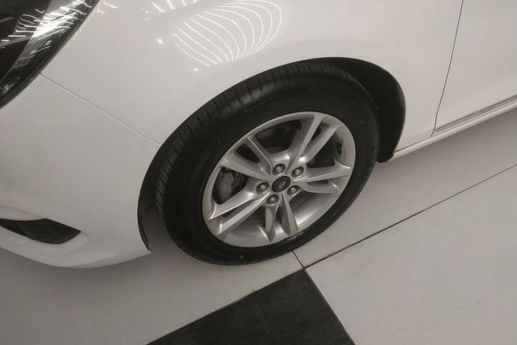 Used Ford Escort 2019 Revised Version 1.5L Automatic Enjoyment Type China VI Standard