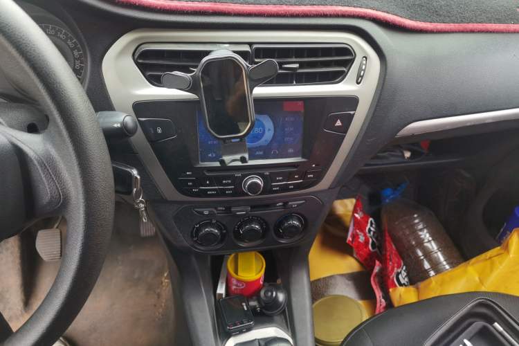 Used Peugeot 301 2014 1.6L Manual Comfort Edition