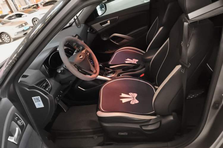 Used Hyundai Veloster 2012 1.6L Automatic Luxury Edition
