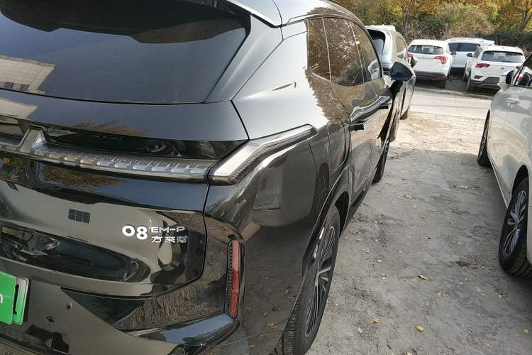 Used Lynk & Co 08 EM-P 2023 120km Long-Range Pro