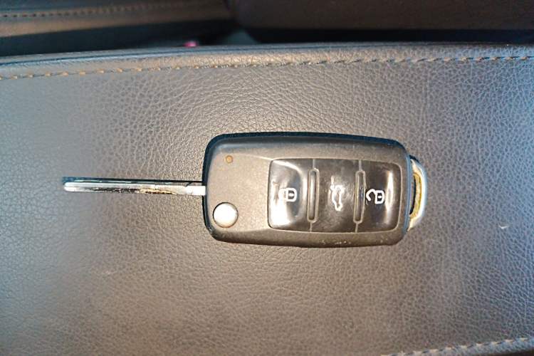 Used Volkswagen Lavida 2013 Restyled Classic 1.6L Automatic Comfort Edition
