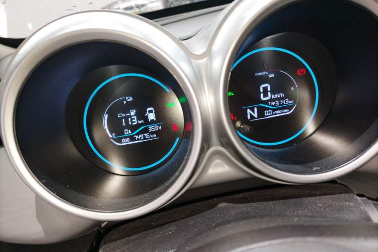 Used ORA Black Cat 2022 Updated Version 301 km Cute Pet Edition Lithium Iron Phosphate
