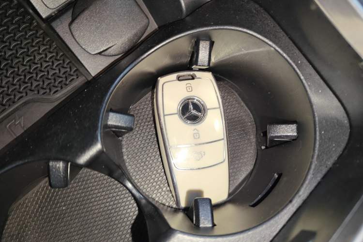 Used Mercedes-Benz E-Class 2022 E 300 L Sporty and Stylish Model