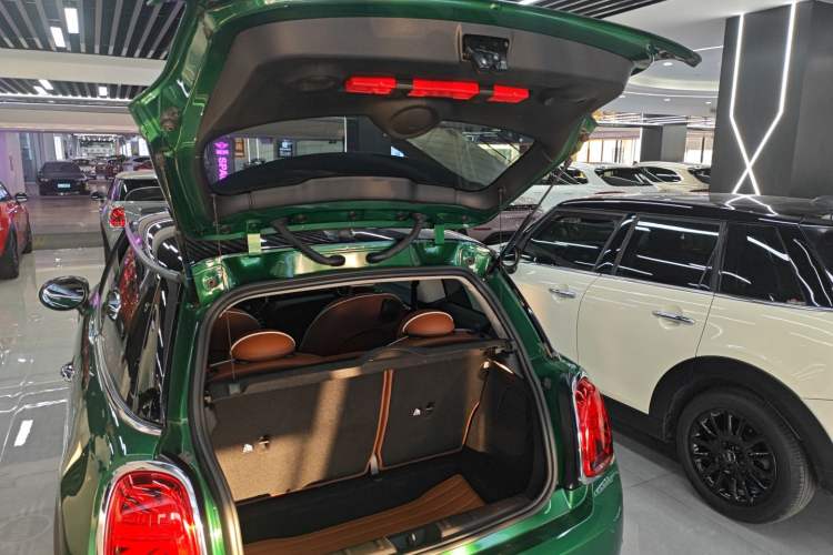 Used  MINI 2020 1.5T COOPER Artist
