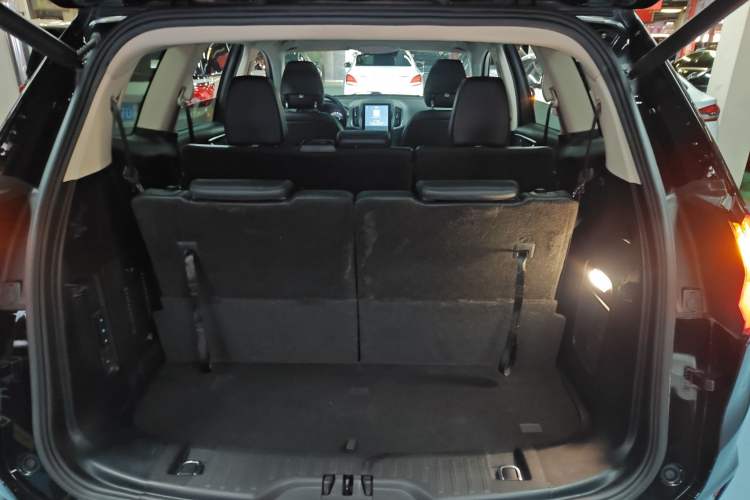 Used Ford Edge 2020 EcoBoost 245 Two-Wheel Drive Titanium 7-Seater
