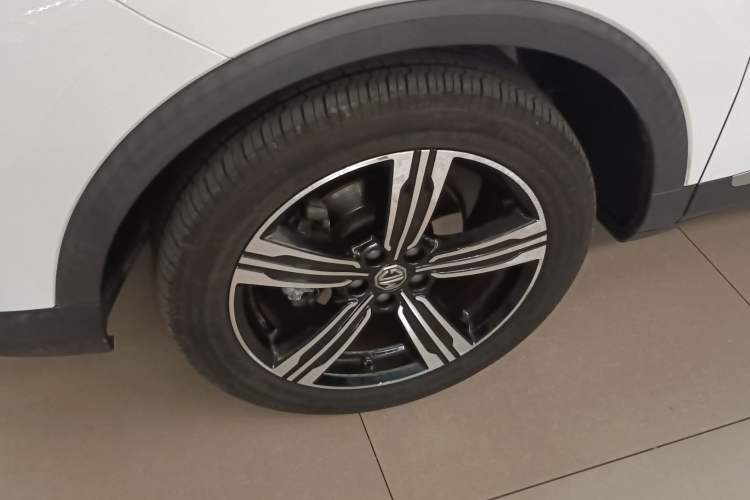 Used MG ZS 2018 1.5L Manual 65-inch Giant-Screen Sunroof Version China V Standard
