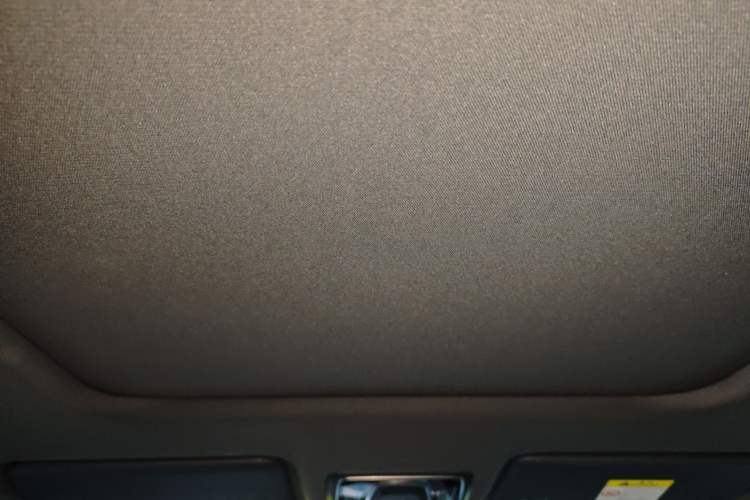 Used Oshan Z6 New Energy 2023 ZhiDian iDD 150KM Flagship PLUS Smart Parking Edition
