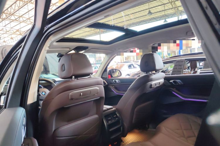 Used BMW X5 2023 xDrive 30Li Luxury M Sport Night Edition Package
