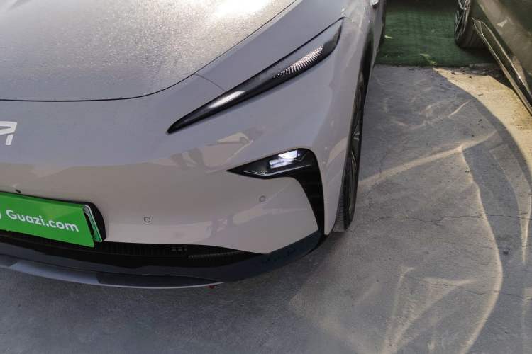 Used  R7 2024 Advanced Edition
