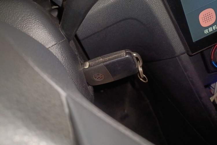 Used Volkswagen Jetta 2015 Value Edition 1.6L Manual Fashionable Style