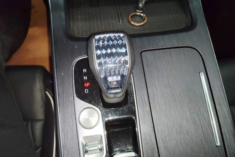 Used GAC Trumpchi GS8 2024 Linghang Series 2.0 TGDI Two-Wheel Drive Luxury Smart Connectivity Version