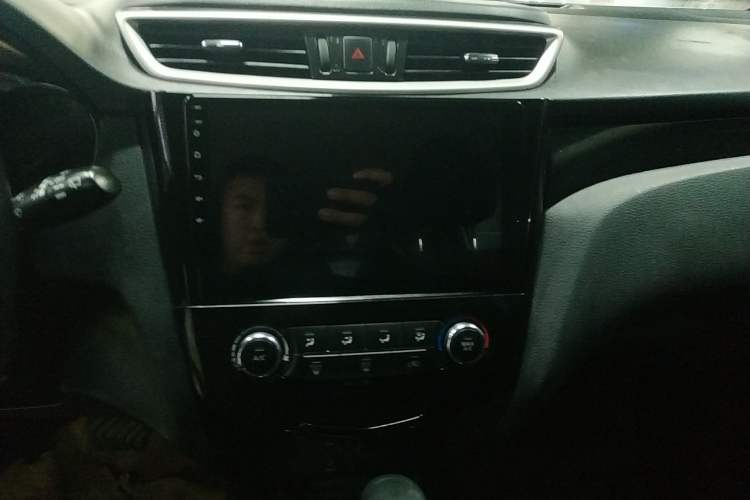 Used Nissan Qashqai 2016 2.0L CVT Elite Edition