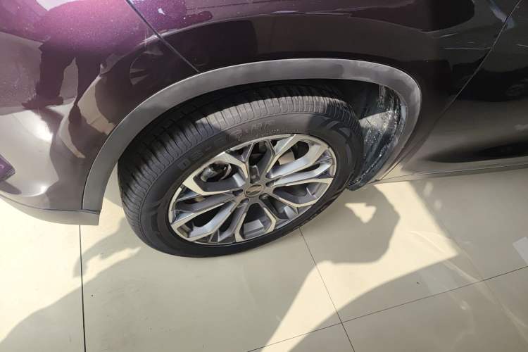 Used  Lingyun 2020 1.6T Two-Wheel Drive Star Edition
