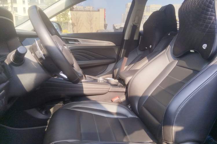 Used Haval F7 2019 2.0T Two-Wheel Drive i-Van China V standard
