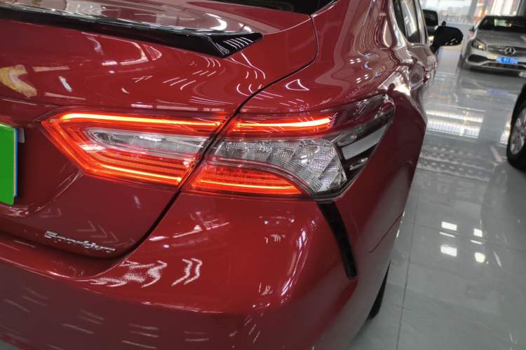 Used Toyota Camry 2019 Revised Version 2.0S Fēngshàng Edition
