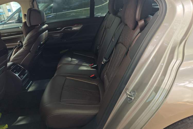 Used BMW 7 Series 2019 730Li Luxury Package
