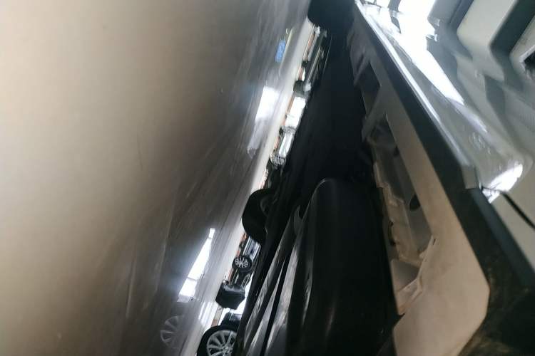 Used Toyota Granvia 2024 2.5L Hybrid Comfort Edition
