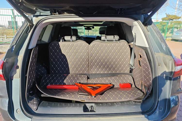 Used Buick Enclave 2020 28T Two-Wheel Drive Luxury Version
