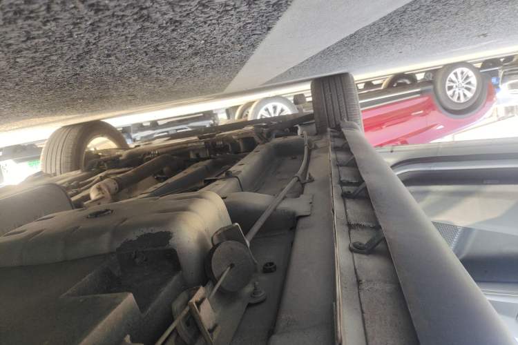 Used Dodge Journey 2013 2.4L Two-Wheel Drive Luxury Version
