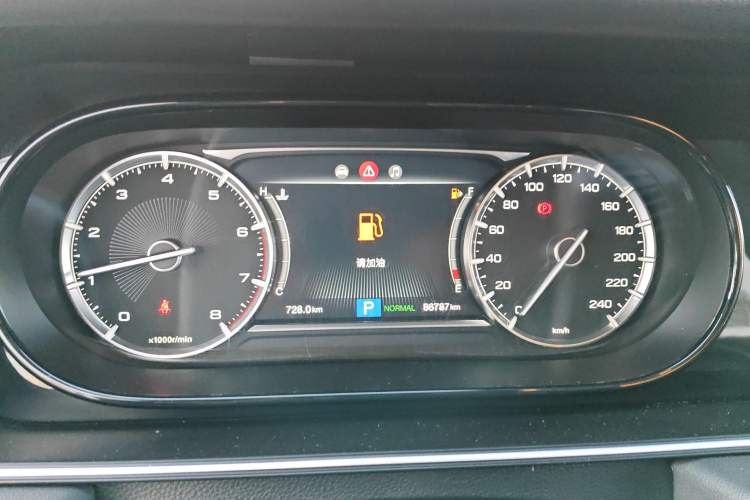 Used GAC Trumpchi M6 2021 270T DCT Luxury Edition (7 Seats)