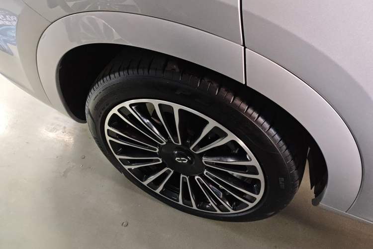 Used Hima AITO M7 2024 1.5T Rear-Drive Plus Version 5 Seats
