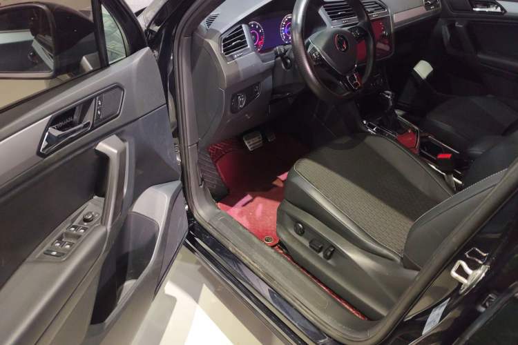 Used Volkswagen Tiguan L 2021 330TSI Automatic Two-Wheel Drive Comfort Edition
