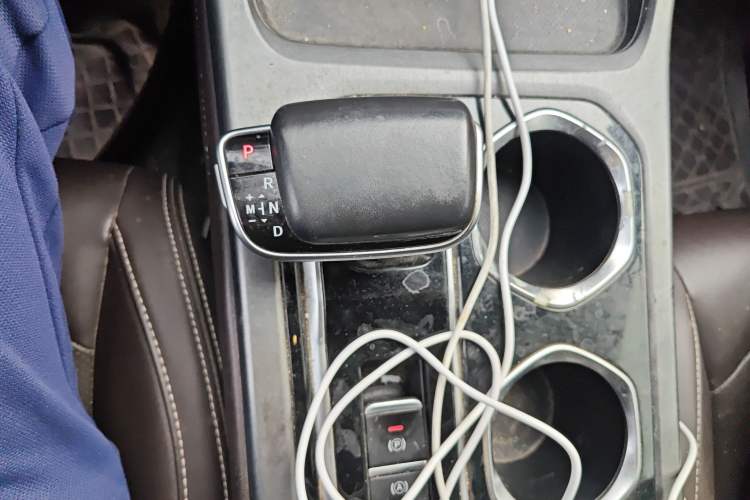 Used  Ruisheng Ace M7 2023 2.0L Automatic Long-wheelbase Business Version 7 Seats
