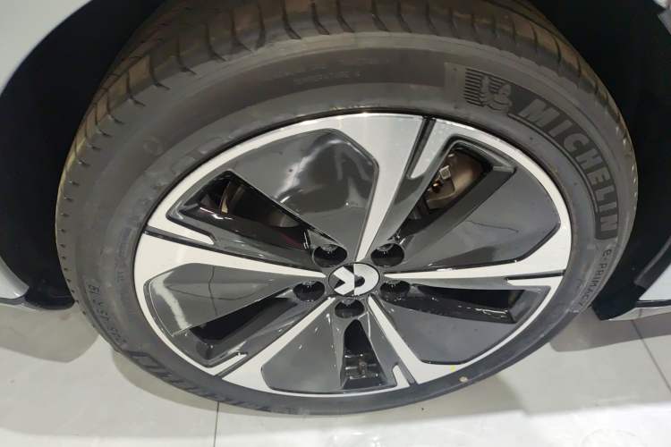 Used Nio ET5T 2025 75 kWh Touring
