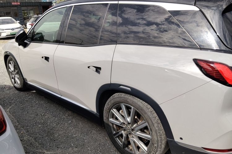 Used Nio ES8 2020 415 km Range 6-Seater Version
