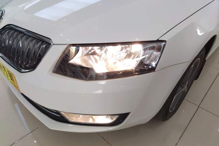 Used Skoda Octavia 2016 1.6L Automatic Chuanxing Edition
