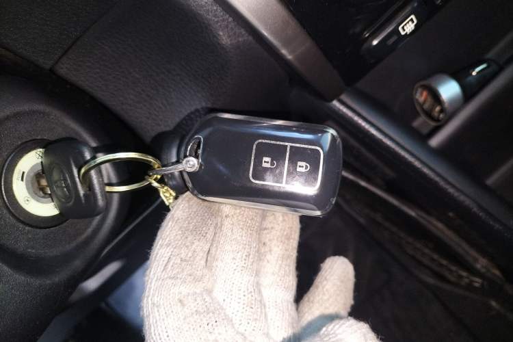 Used Toyota YARiS L 2016 Revised 1.5E CVT Charming Edition