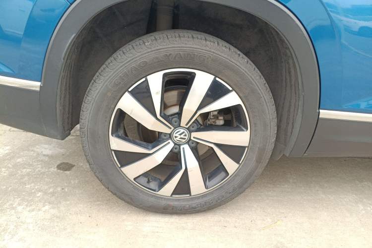 Used Volkswagen Tayron 2019 330TSI Two-Wheel Drive Luxury Model China VI Standard
