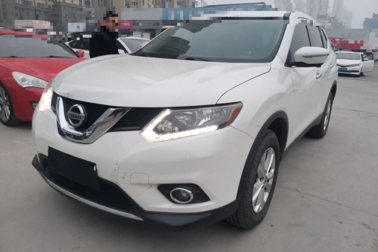 Used Nissan X-Trail 2015 2.0L CVT Comfort MAX Edition 2WD
