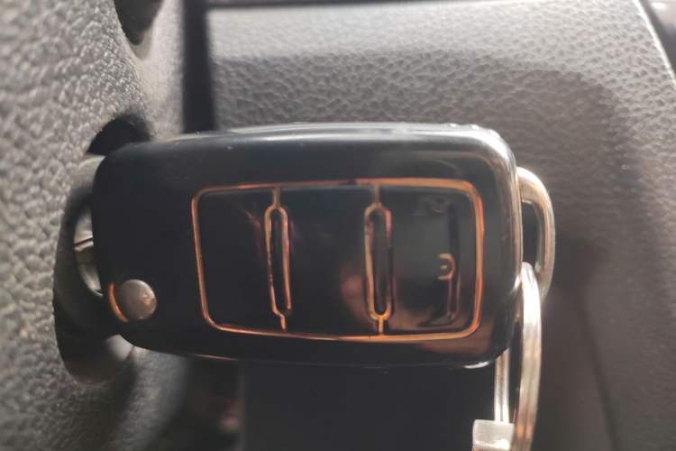 Used Volkswagen Bora 2016 1.6L manual Comfort trim level
