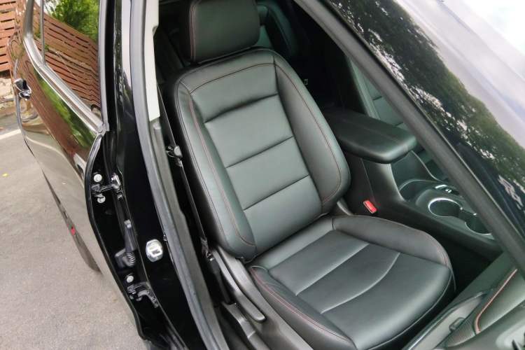 Used Chevrolet Equinox 2019 Redline 550T Automatic All-Wheel-Drive RS Model China V Standard
