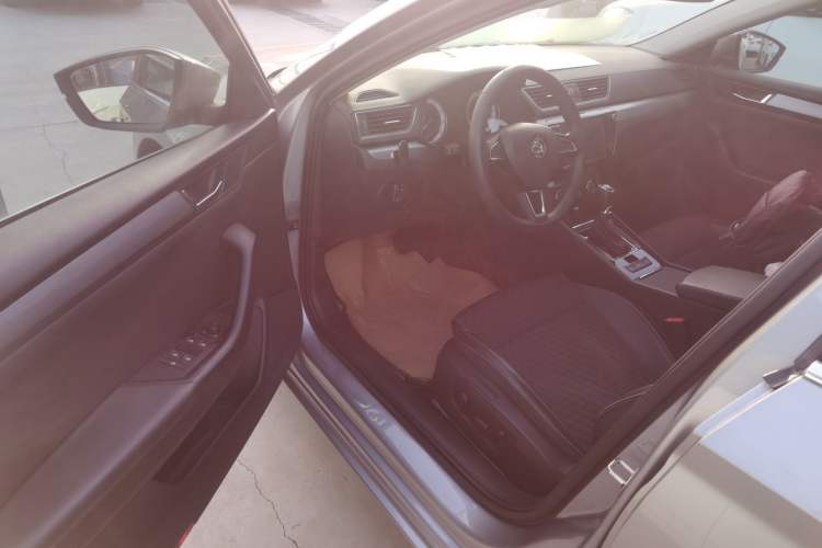 Used Skoda Superb 2018 TSI280 DSG Comfort Edition China VI Standard
