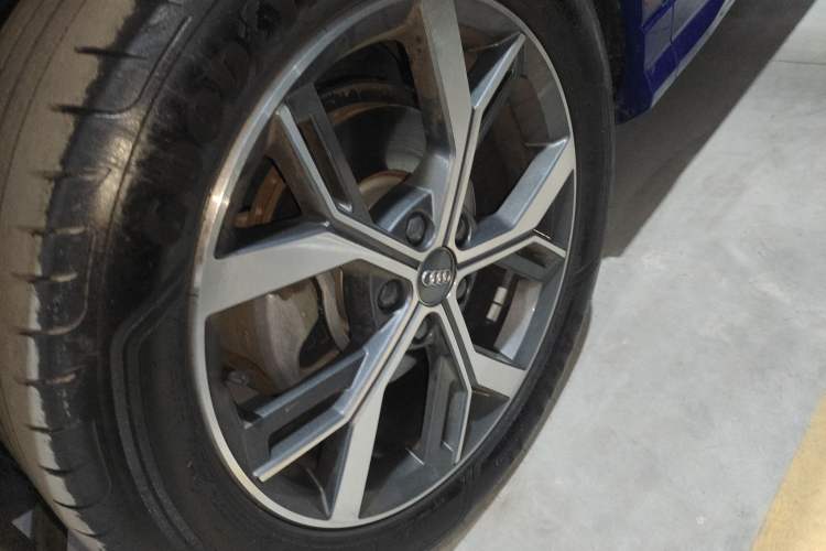 Used Audi Q3 Sportback 2020 40 TFSI Fashion Model
