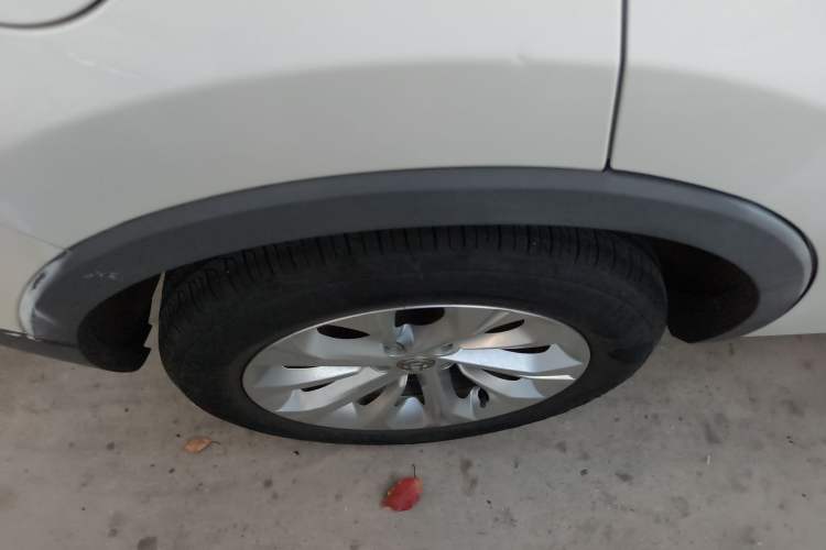 Used Brilliance V3 2017 1.5L Manual Comfort Model
