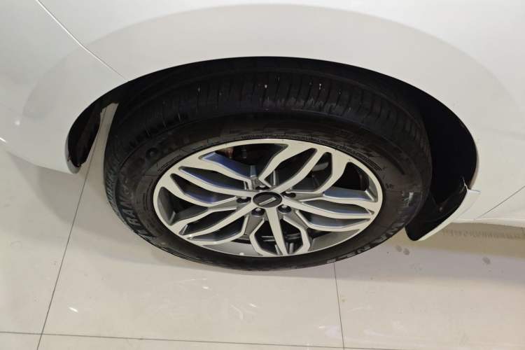 Used Wey VV5 2019 Upgraded Model 2.0T Two-Wheel Drive Ultra-Luxury Version China V Standard
