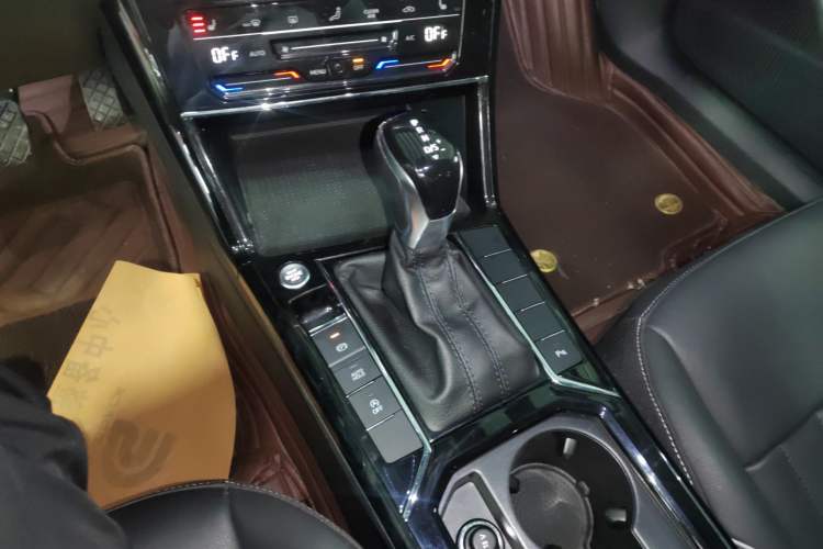 Used Volkswagen Passat 2022 330TSI Starry Elite Edition Custom Version
