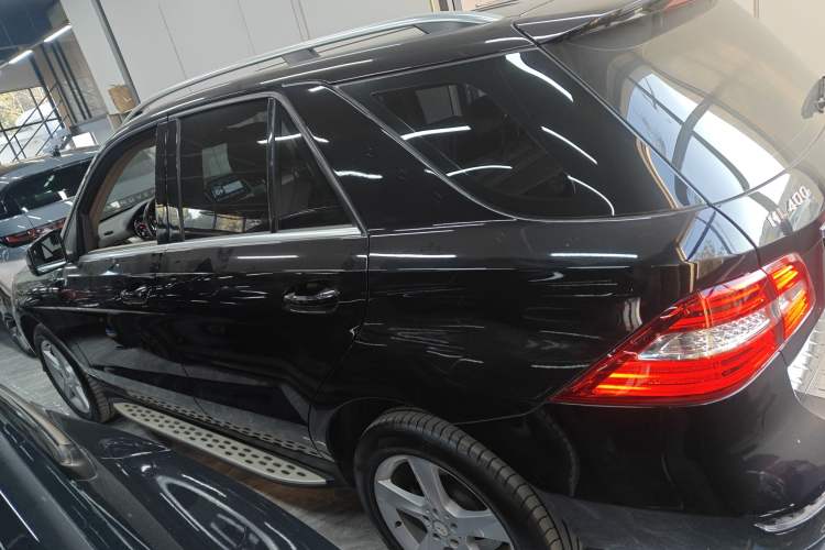 Used Mercedes-Benz M-Class 2014 ML 320 4MATIC
