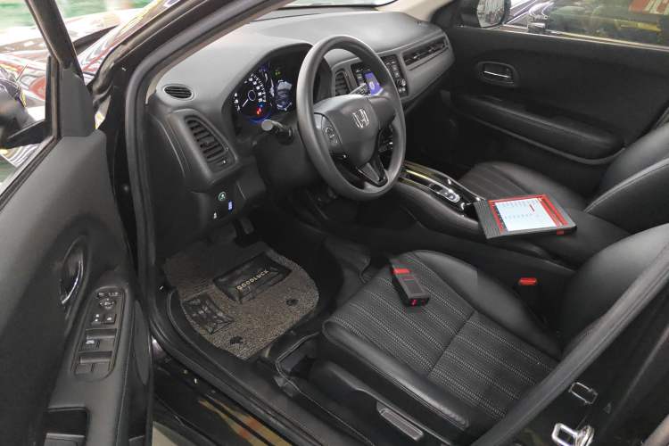 Used Honda Vezel 2017 1.8L CVT Front-Wheel Drive Pioneer Edition
