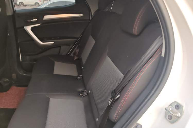 Used  Refine S3 2016 1.5L Manual Luxury Model
