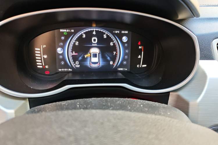 Used Geely Auto Emgrand X7 Sport 2018 Revised Version 1.8TD Automatic Two-Wheel Drive Smart Connectivity 4G-Enabled Edition
